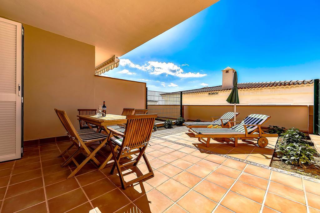 Ocean Terrace House Villa Puerto de Santiago  Luaran gambar